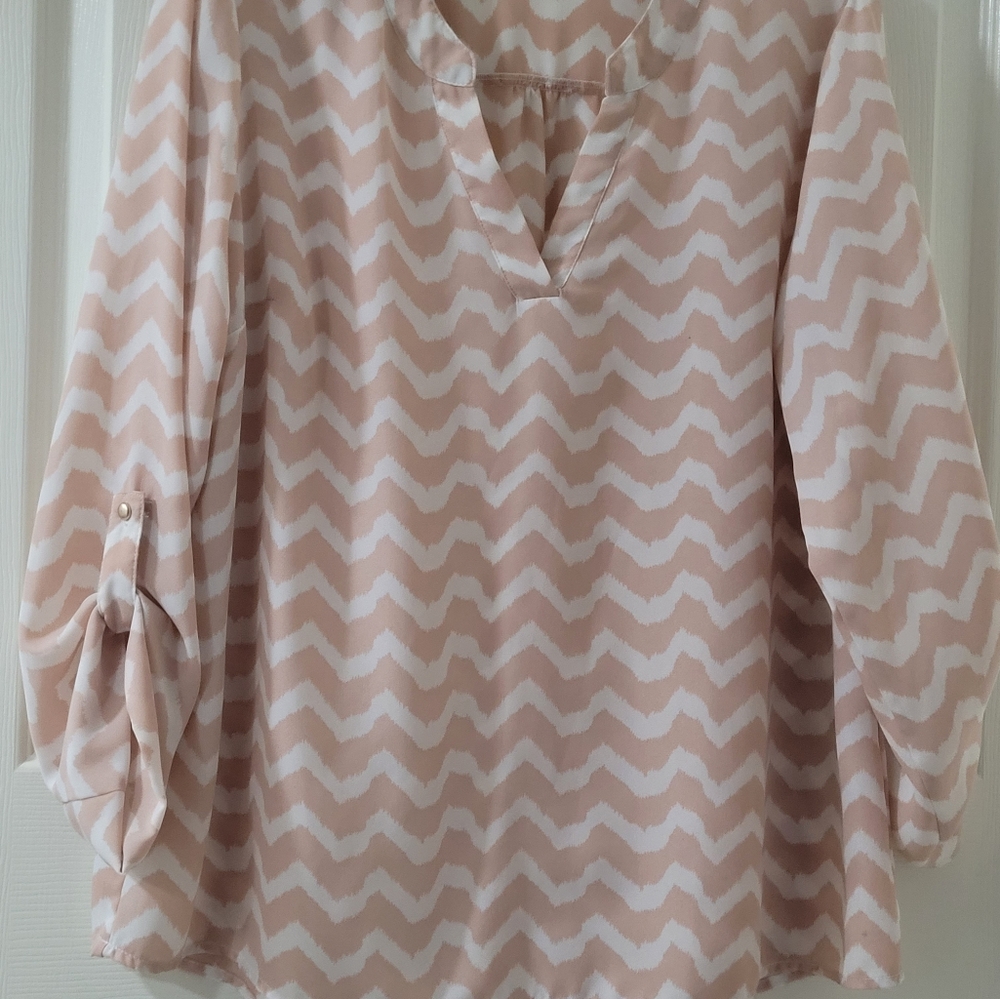 Charming Charlie Blush Pink & White Top Blouse Shirt Tunic Womens Size XLarge